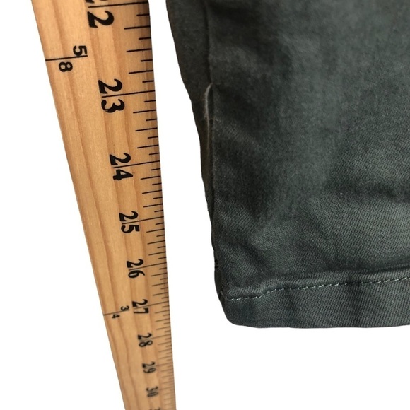 Democracy Ab Solution Cropped Cargo Pants with Roll Up Legs Size 12 Green - Picture 9 of 14